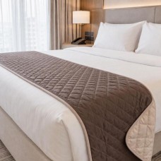Покривало Саше Hotel Style 70 x 240 см мікрофібра двостороннє стьобане готельне шоколад, беж